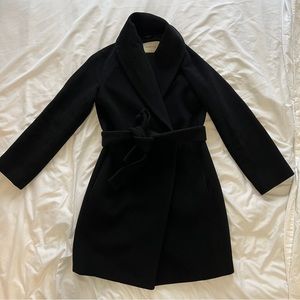 Babaton 100% Wool Robe coat in size small in black